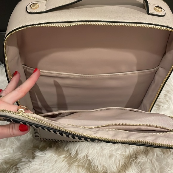 Calpak laptop travel bag (purplish grey color) - Picture 8 of 14